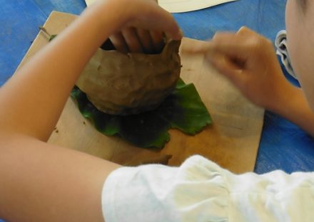 縄文土器をつくろう！