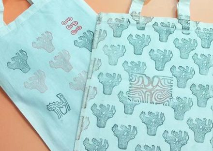 自分でカスタマイズ!火焔土器スタンプトートバッグを限定販売!